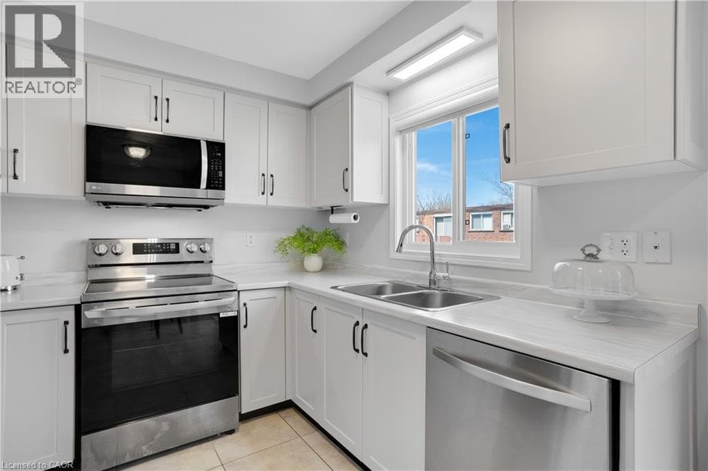 Townhouse for sale at 750 LAWRENCE Street Unit# 91, Central Park, Cambridge, Ontario, photo 18