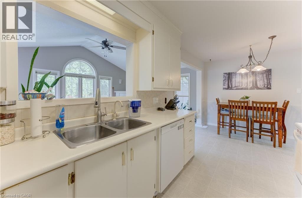 Detached for sale at 133 CORNELL Avenue, Rockway, Kitchener, Ontario, photo 11