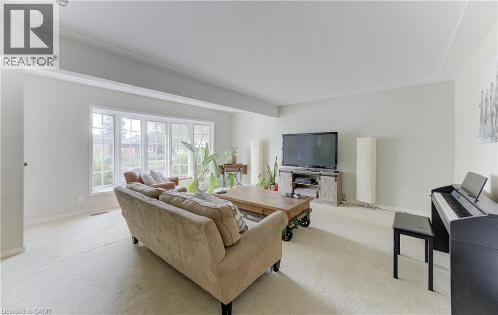 Detached for sale at 133 CORNELL Avenue, Rockway, Kitchener, Ontario, photo 4