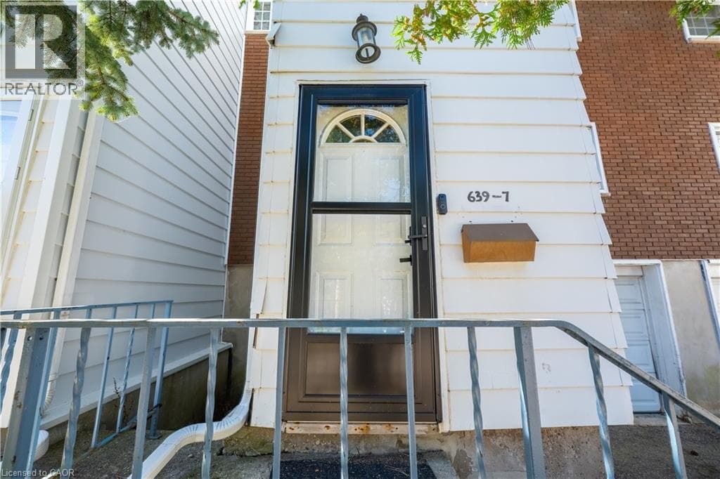Apartment for sale at 639 ALBERT Street Unit# 7, Lakeshore South, Waterloo, Ontario, photo 4