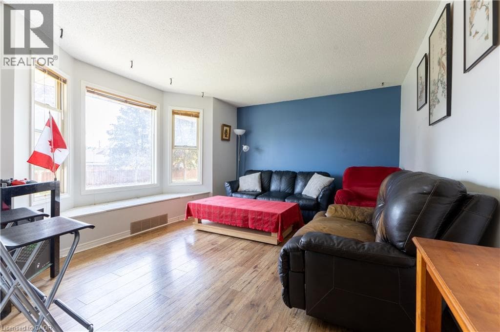 Detached for sale at 120 UNION Street S, Central Park, Cambridge, Ontario, photo 13