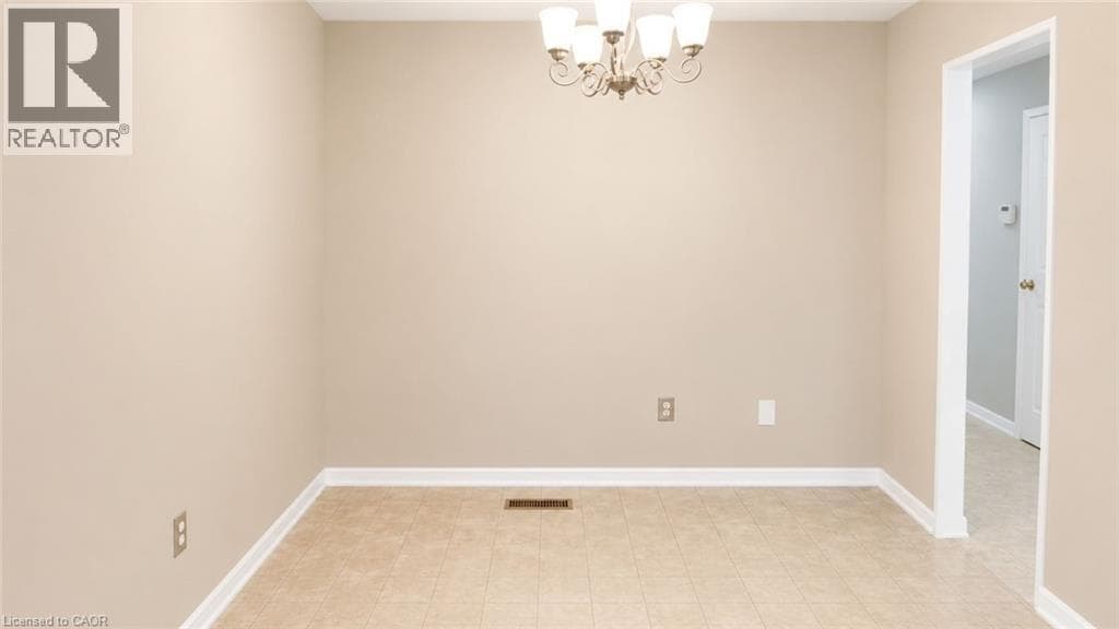 Townhouse for sale at 10 HOLBORN Court Unit# 38, Stanley Park, Kitchener, Ontario, photo 9