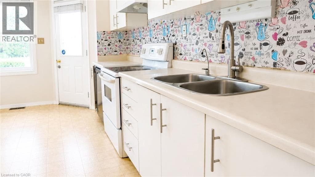 Townhouse for sale at 10 HOLBORN Court Unit# 38, Stanley Park, Kitchener, Ontario, photo 18