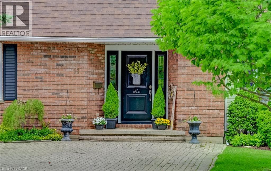 Detached for sale at 11 LORRAINE Drive, Linwood, Wellesley, Ontario, photo 4