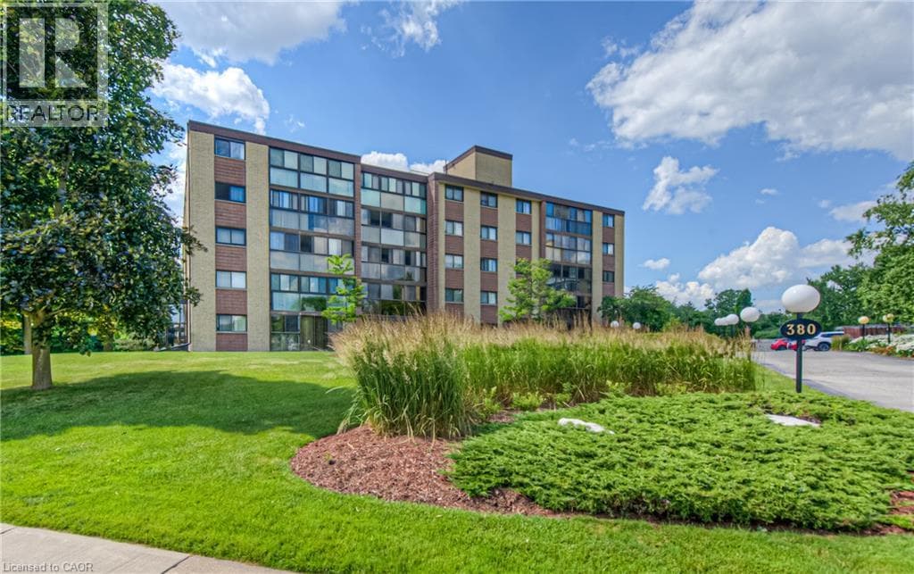 Apartment for sale at 380 CHAMPLAIN Boulevard Unit# 205, Southview, Cambridge, Ontario, photo 2
