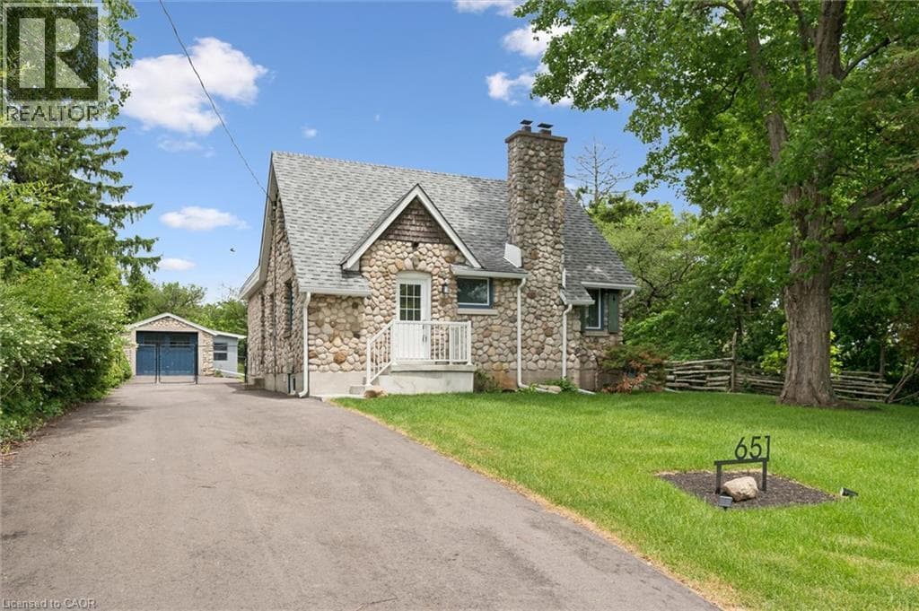 Detached for sale at 651 DUNDAS Street S, Eastview, Cambridge, Ontario, photo 2