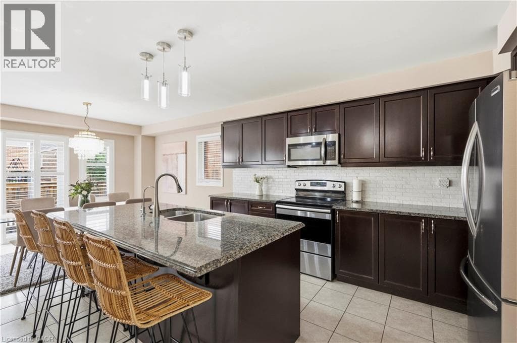 Detached for sale at 19 GLENVISTA Drive, Rosenberg (Trussler), Kitchener, Ontario, photo 5