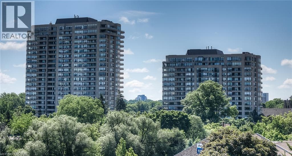 4 WILLOW Street Unit# 1104
