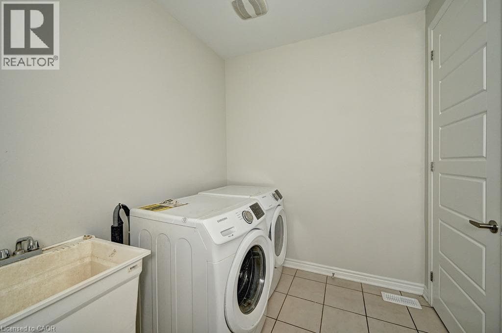 Detached for sale at 236 RIDGE Road, Briardean, Cambridge, Ontario, photo 15
