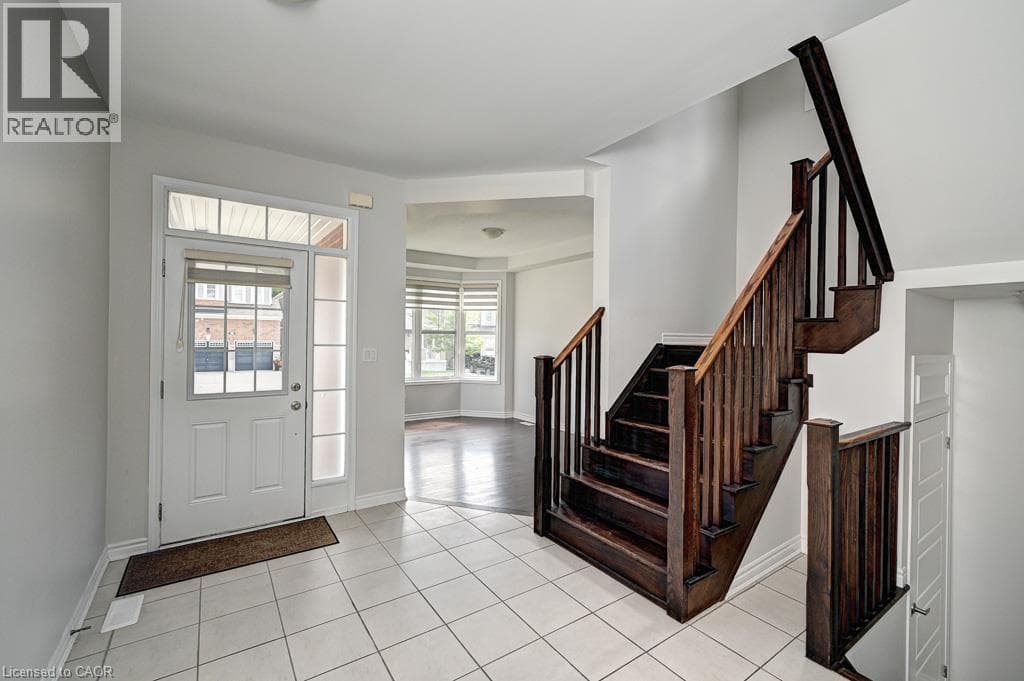 Detached for sale at 236 RIDGE Road, Briardean, Cambridge, Ontario, photo 4