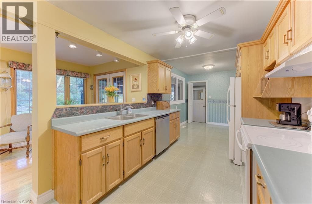 Detached for sale at 95 UPLANDS Drive, Forest Hill, Kitchener, Ontario, photo 8