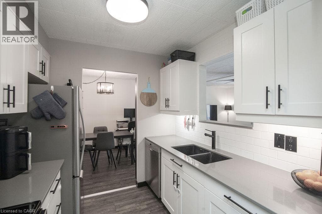 Apartment for sale at 71 VANIER Drive Unit# 110, Vanier, Kitchener, Ontario, photo 7