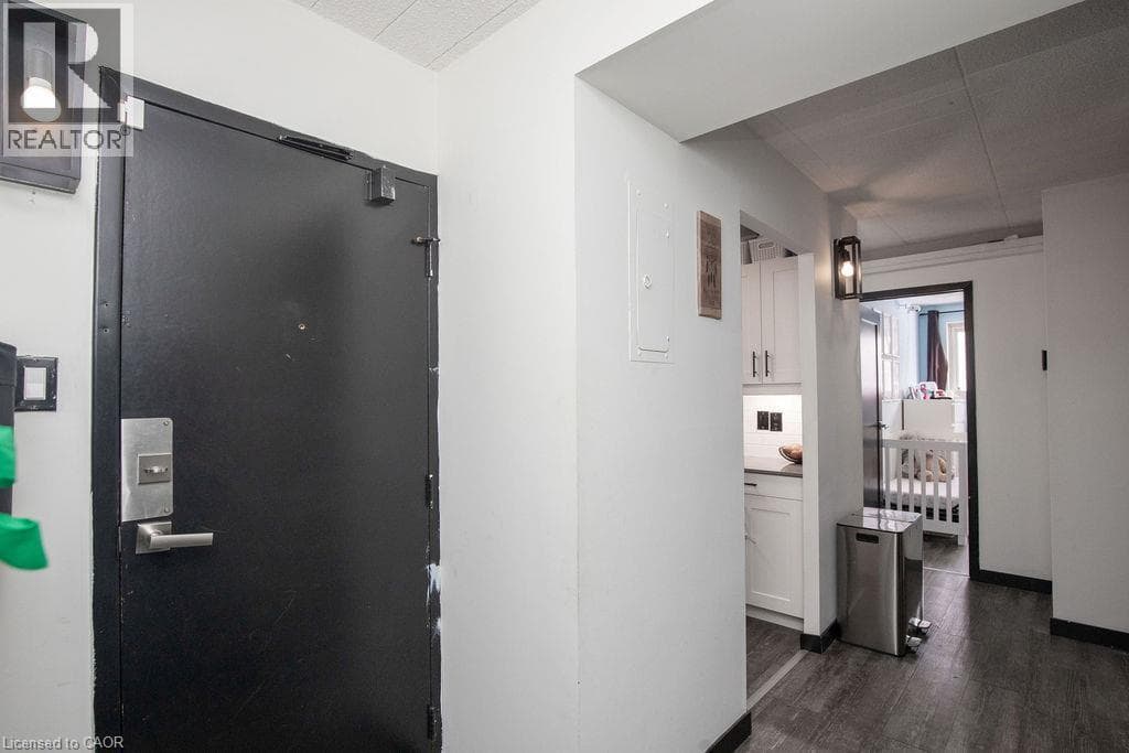 Apartment for sale at 71 VANIER Drive Unit# 110, Vanier, Kitchener, Ontario, photo 4