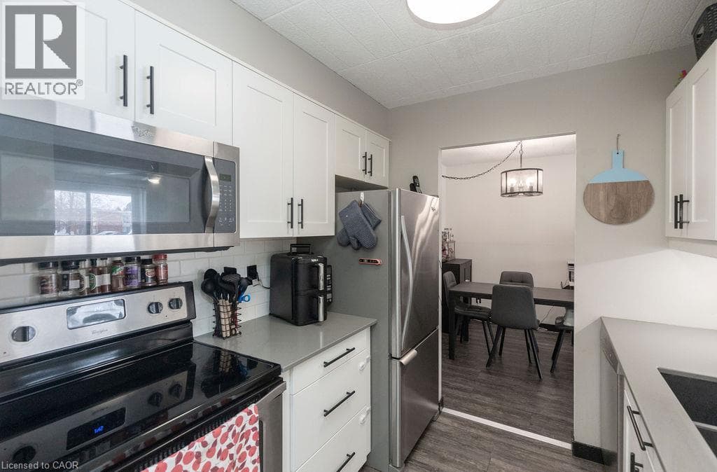 Apartment for sale at 71 VANIER Drive Unit# 110, Vanier, Kitchener, Ontario, photo 6