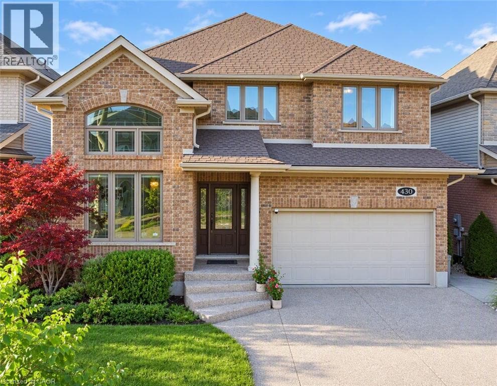 430 RIDEAU RIVER Street