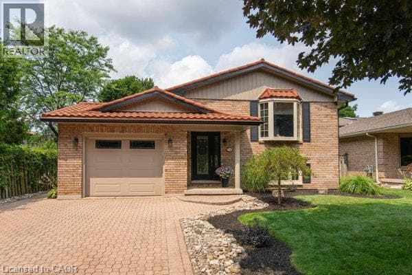 Detached for sale at 154 AMBLESIDE Court, Foxhunt, Waterloo, Ontario, photo 3