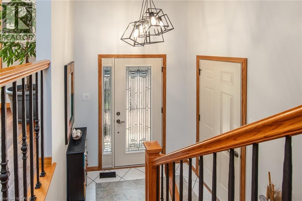 Detached for sale at 154 AMBLESIDE Court, Foxhunt, Waterloo, Ontario, photo 5