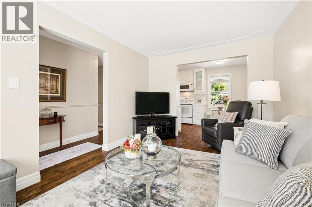 Detached for sale at 56 SUFFOLK Avenue, Rosemount, Kitchener, Ontario, photo 8