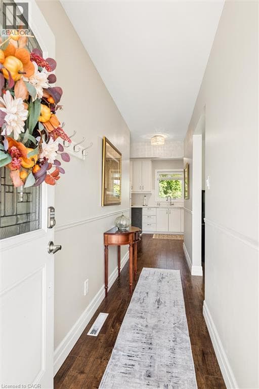 Detached for sale at 56 SUFFOLK Avenue, Rosemount, Kitchener, Ontario, photo 3