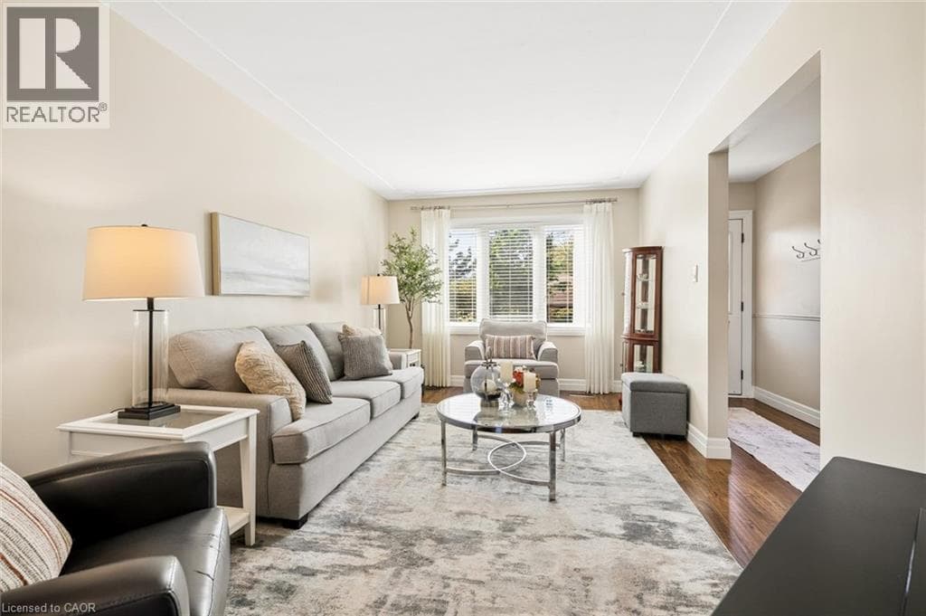 Detached for sale at 56 SUFFOLK Avenue, Rosemount, Kitchener, Ontario, photo 5