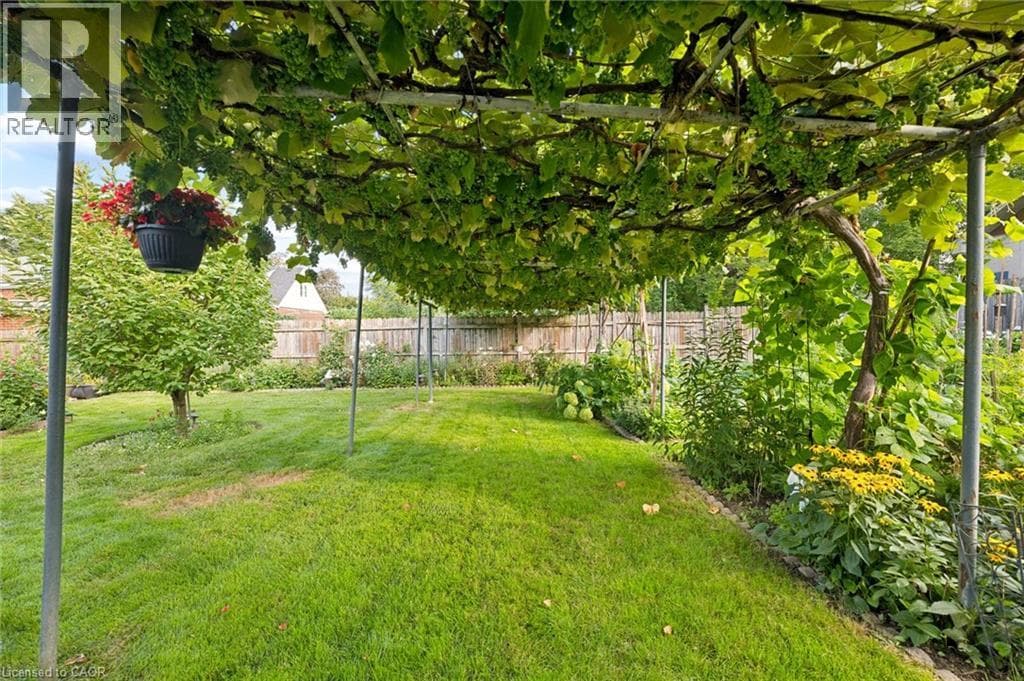 Detached for sale at 56 SUFFOLK Avenue, Rosemount, Kitchener, Ontario, photo 46