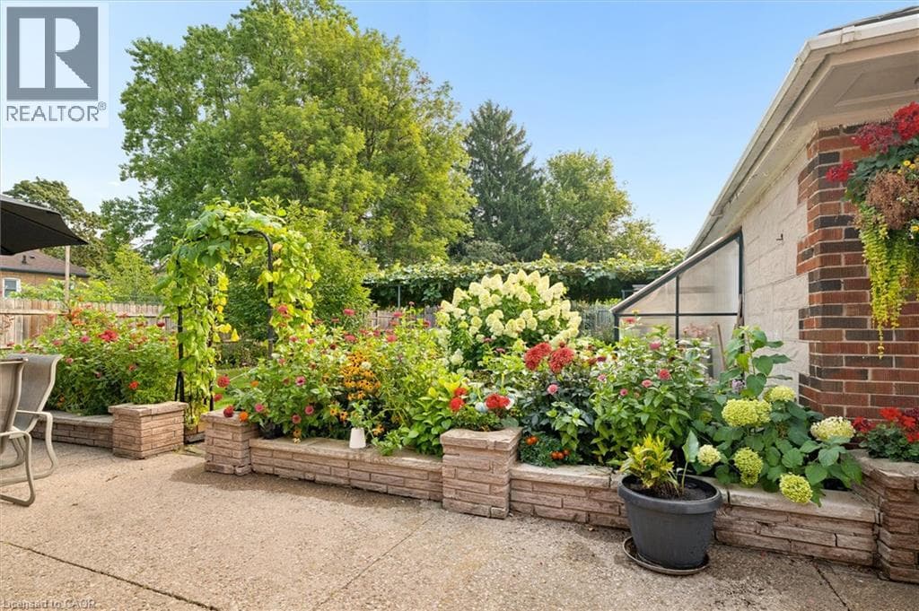 Detached for sale at 56 SUFFOLK Avenue, Rosemount, Kitchener, Ontario, photo 42