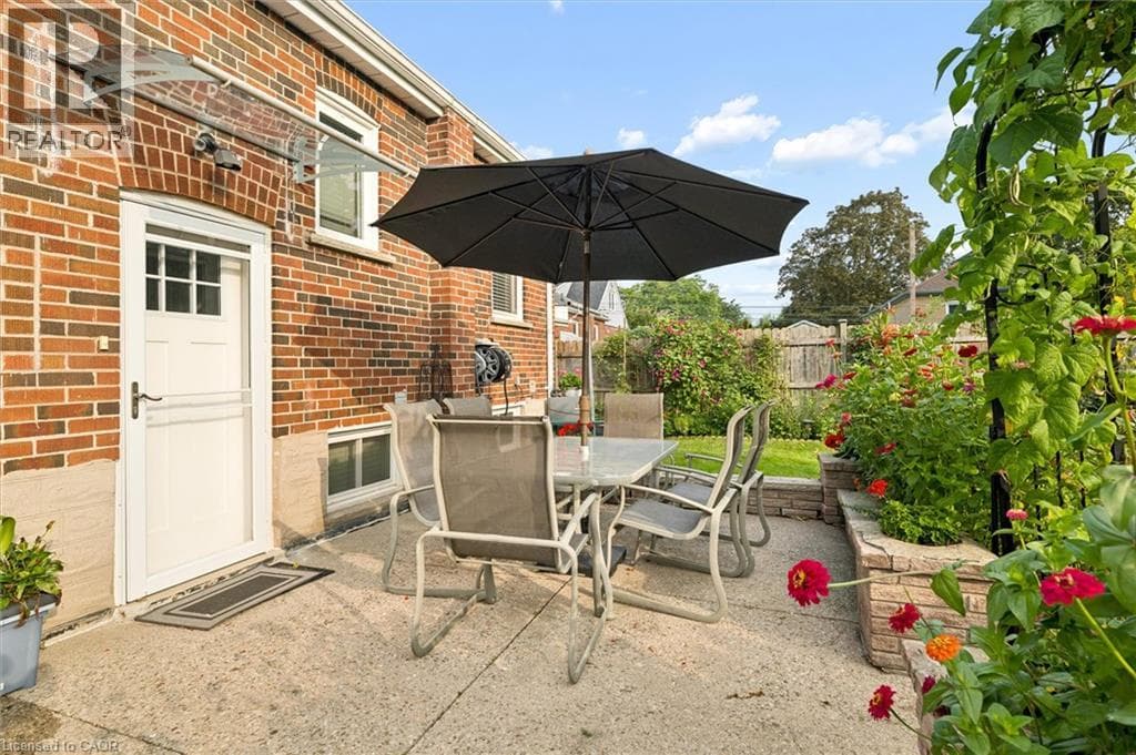 Detached for sale at 56 SUFFOLK Avenue, Rosemount, Kitchener, Ontario, photo 41