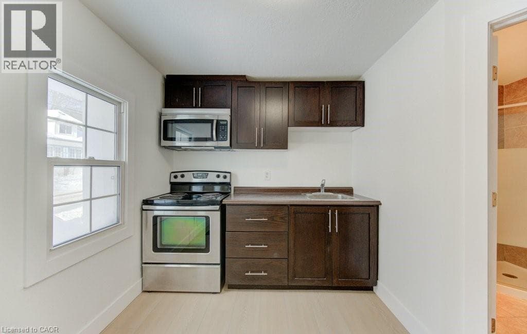 Multi-family for sale at 190 LANCASTER Street E, Central Frederick, Kitchener, Ontario, photo 18