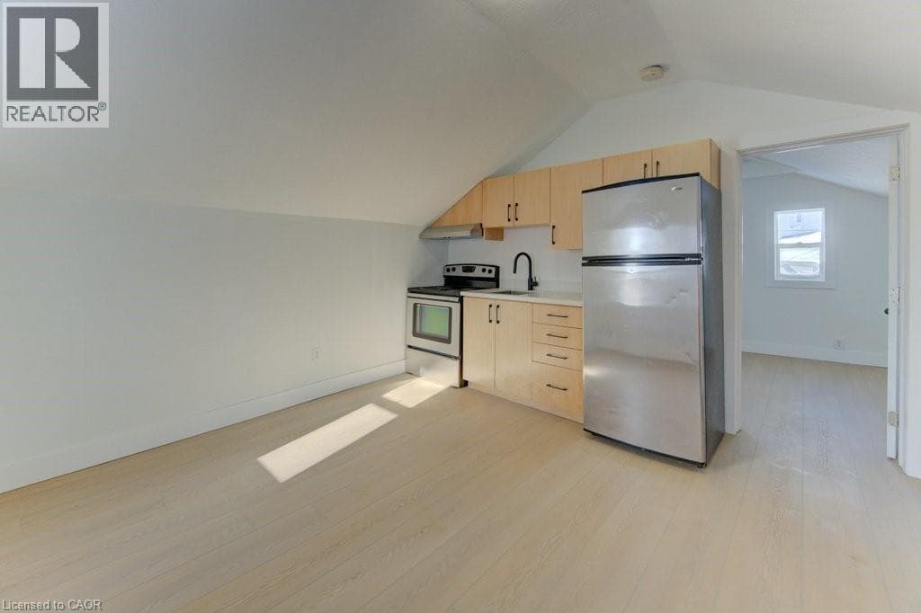 Multi-family for sale at 190 LANCASTER Street E, Central Frederick, Kitchener, Ontario, photo 5