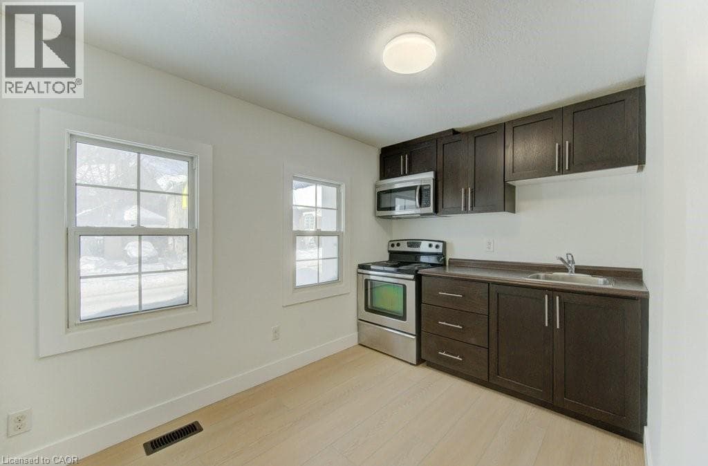 Multi-family for sale at 190 LANCASTER Street E, Central Frederick, Kitchener, Ontario, photo 17
