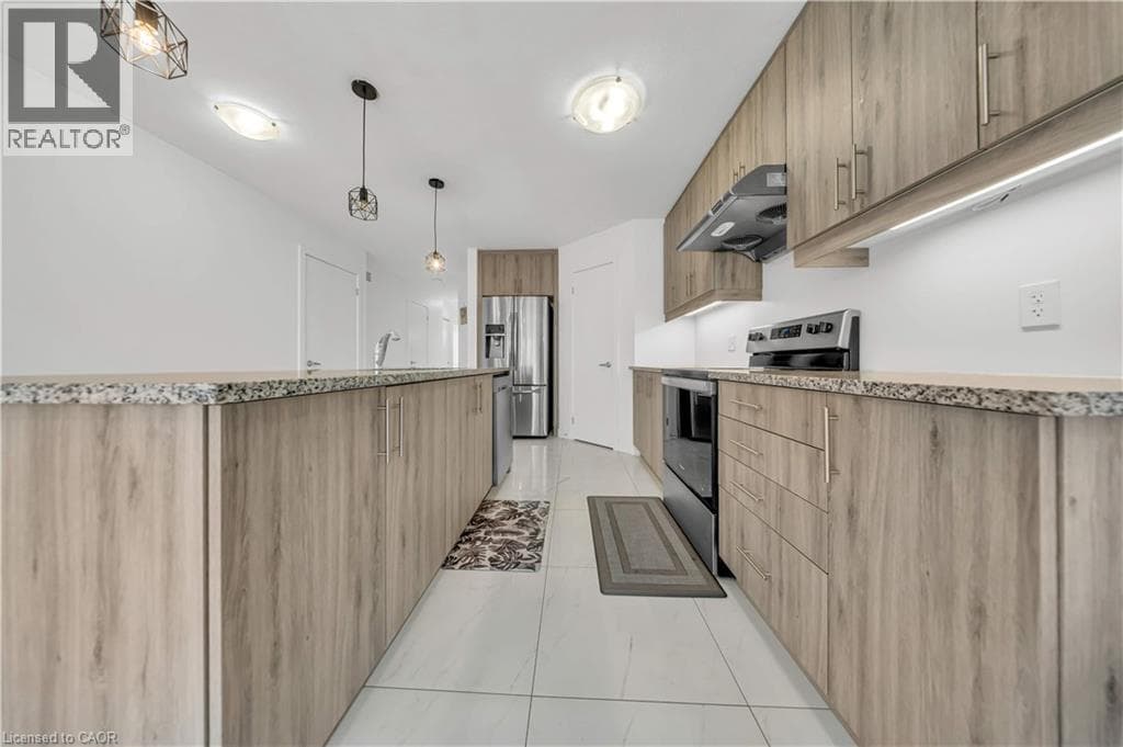 Townhouse for sale at 13 PONY Way, Huron Park, Kitchener, Ontario, photo 12