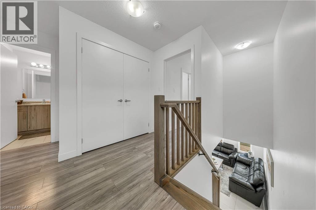 Townhouse for sale at 13 PONY Way, Huron Park, Kitchener, Ontario, photo 19