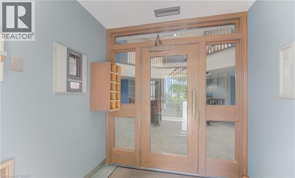Apartment for sale at 45 BLUE SPRINGS Drive Unit# 32, Lincoln Heights, Waterloo, Ontario, photo 5