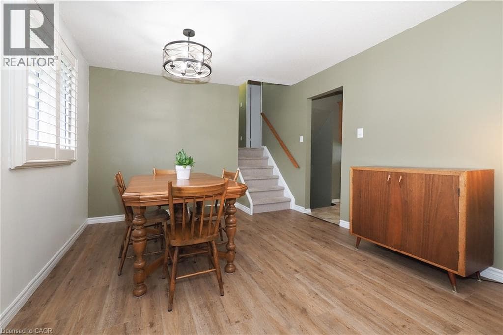 Detached for sale at 219 FOXHUNT Road, Foxhunt, Waterloo, Ontario, photo 8