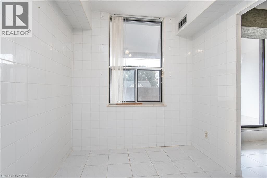 Apartment for sale at 81 CHURCH Street Unit# 202, Cedar Hill, Kitchener, Ontario, photo 21
