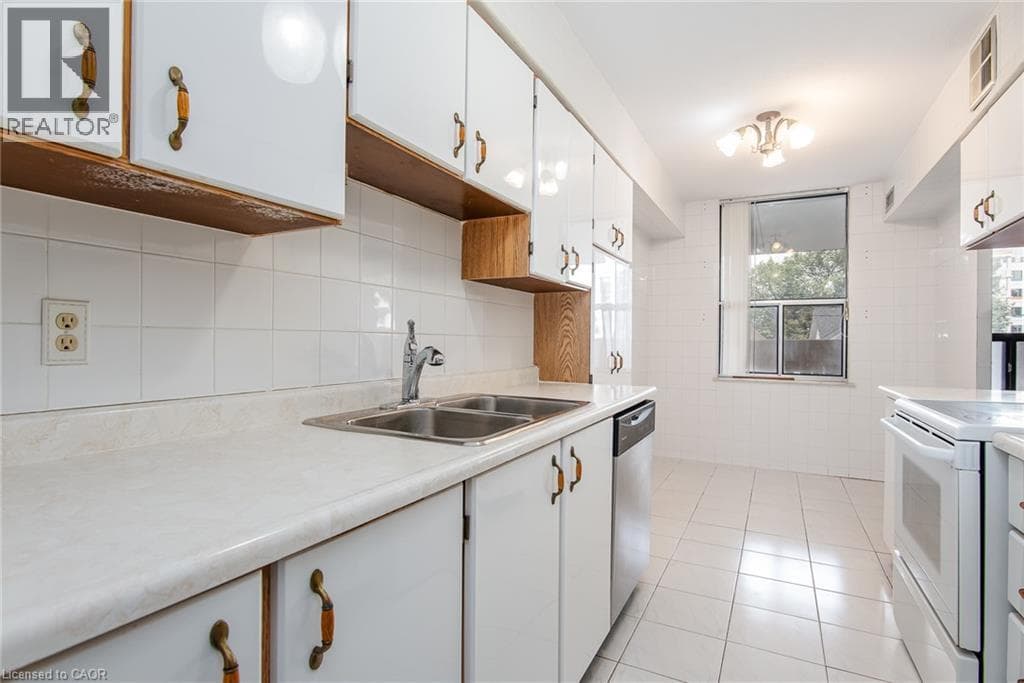 Apartment for sale at 81 CHURCH Street Unit# 202, Cedar Hill, Kitchener, Ontario, photo 17