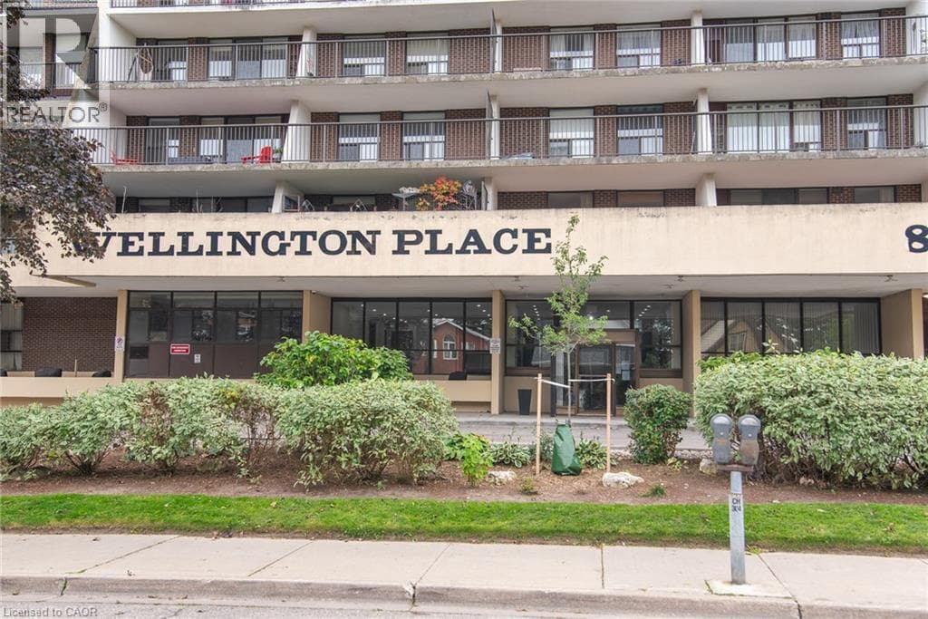 Apartment for sale at 81 CHURCH Street Unit# 202, Cedar Hill, Kitchener, Ontario, photo 2