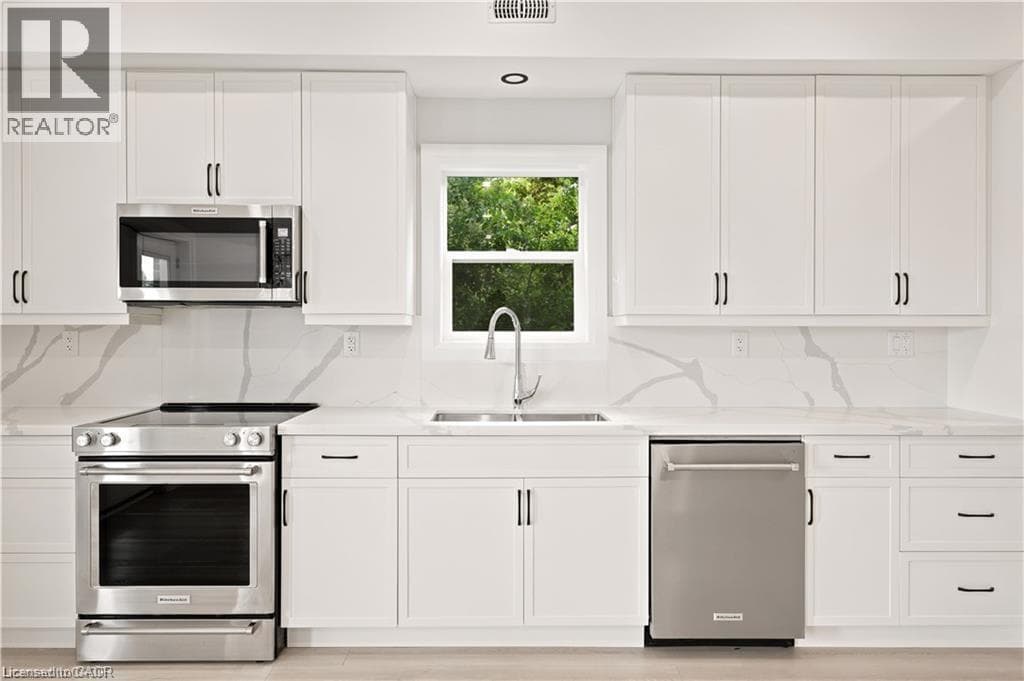 Multi-family for sale at 129 ST GEORGE Street, Cedar Hill, Kitchener, Ontario, photo 5