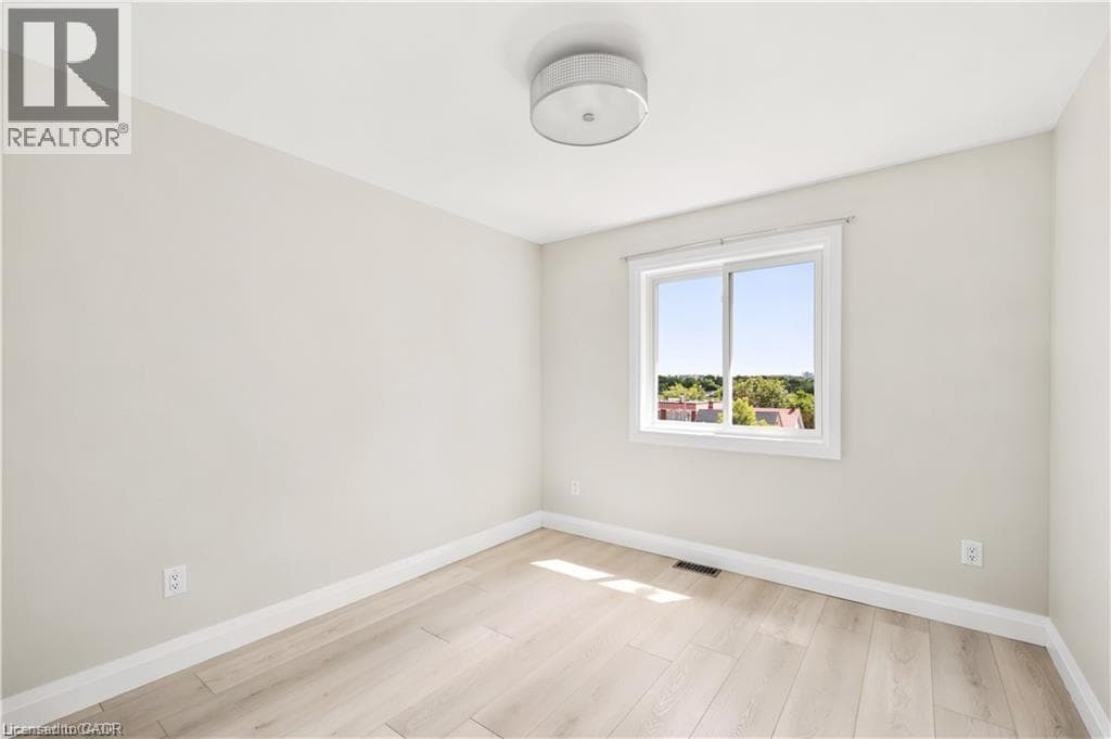 Multi-family for sale at 129 ST GEORGE Street, Cedar Hill, Kitchener, Ontario, photo 19