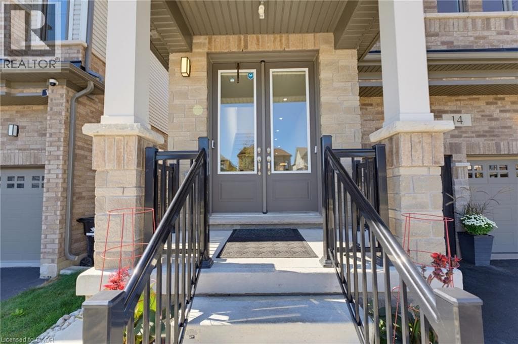 Detached for sale at 14 RUSTIC OAK Trail, Ayr, North Dumfries, Ontario, photo 3