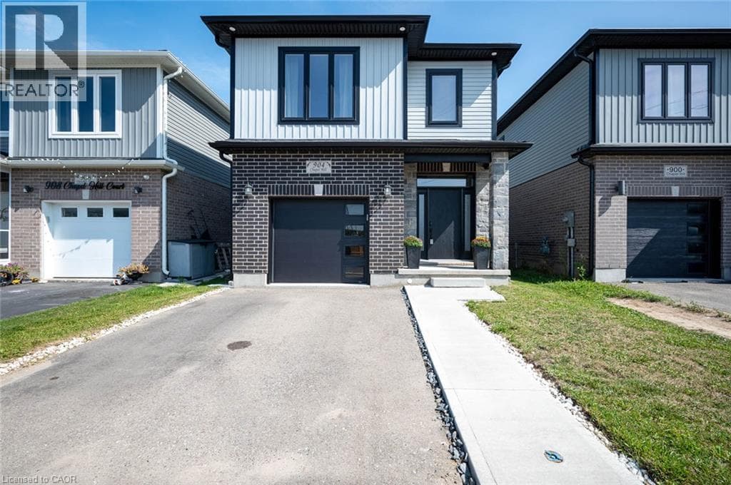 Detached for sale at 904 CHAPEL HILL Court, Doon South, Kitchener, Ontario