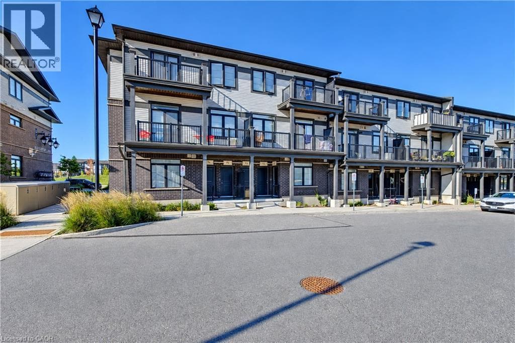 Townhouse for sale at 74 WHEAT Lane, Huron Park, Kitchener, Ontario, photo 4