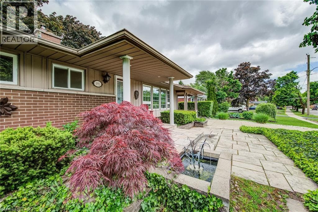 Detached for sale at 192 WARREN Road, Forest Hill, Kitchener, Ontario, photo 2