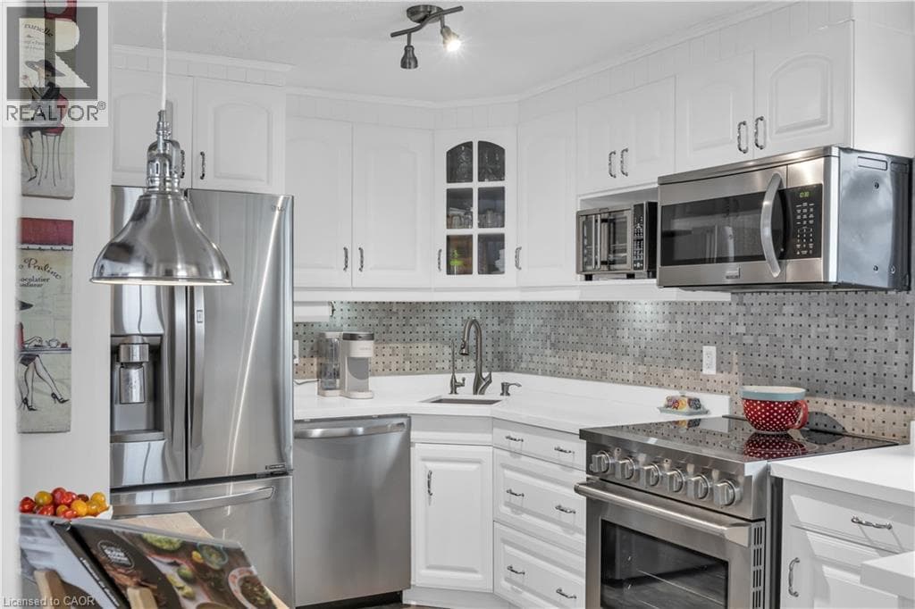 Detached for sale at 296 WEBER Street E, Auditorium, Kitchener, Ontario, photo 6