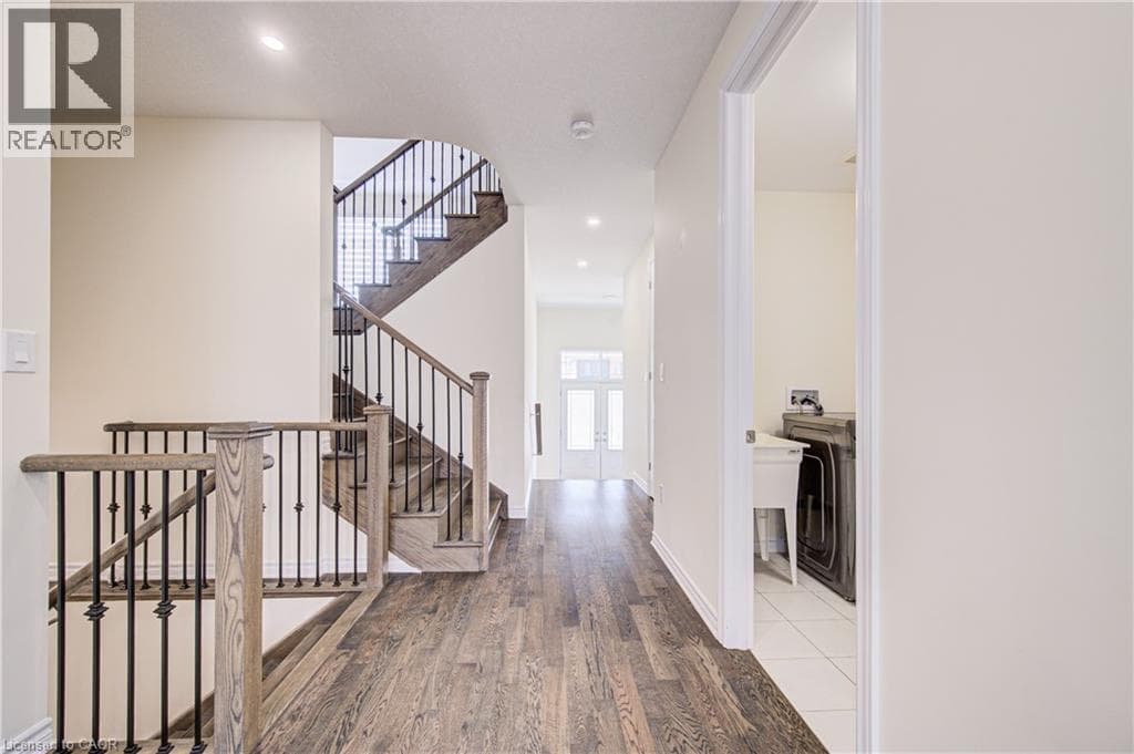 Detached for sale at 407 DOLMAN Street, Breslau, Woolwich, Ontario, photo 9
