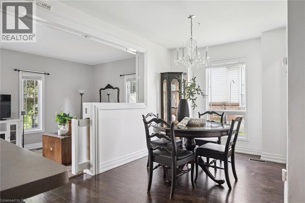 Townhouse for sale at 154 SHADOW WOOD Court, University Downs, Waterloo, Ontario, photo 12