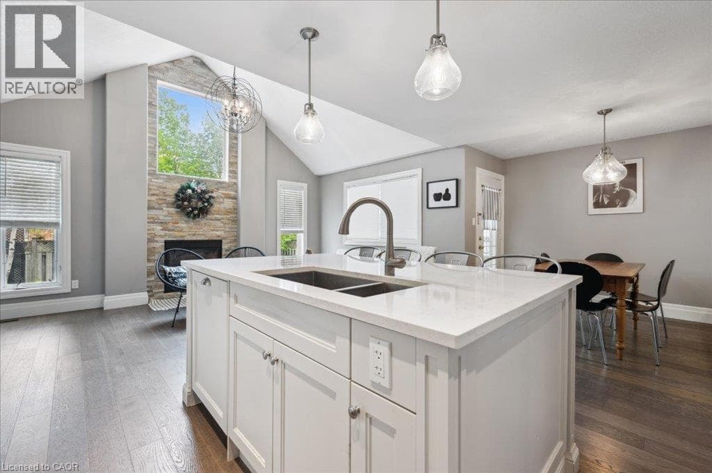 Detached for sale at 537 HAVENDALE Place, Laurelwood, Waterloo, Ontario, photo 2