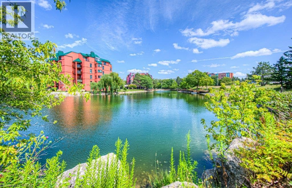 Apartment for sale at 52 BLUE SPRINGS Drive Unit# 32, Lincoln Heights, Waterloo, Ontario, photo 3