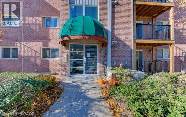 Apartment for sale at 3085 KINGSWAY Drive Unit# 27, Vanier, Kitchener, Ontario, photo 2