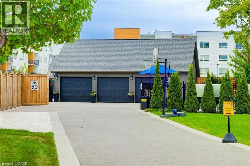 Detached for sale at 920 ORR Court, Rosenberg (Trussler), Kitchener, Ontario, photo 9